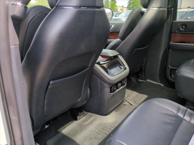 used 2022 Lincoln Navigator car, priced at $61,351