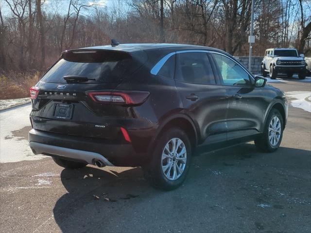 new 2024 Ford Escape car, priced at $34,118