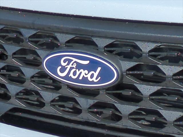 new 2025 Ford Maverick car, priced at $34,984