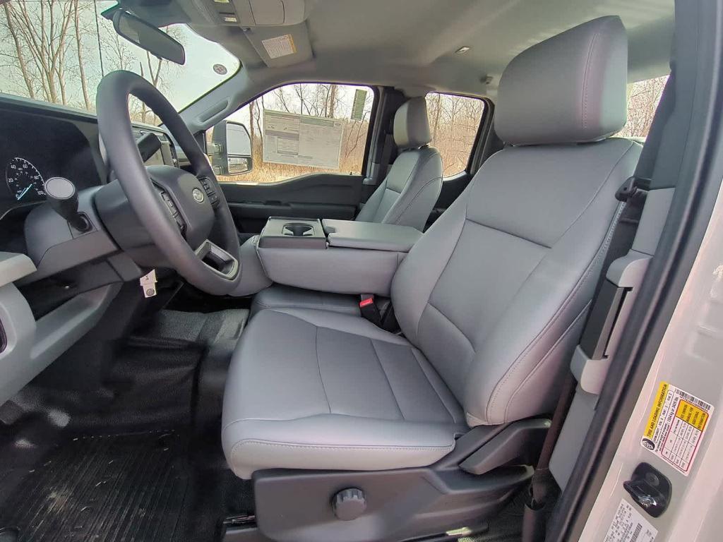 new 2025 Ford F-250 car, priced at $49,196