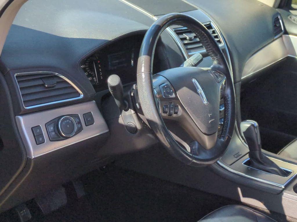 used 2013 Lincoln MKX car, priced at $5,950