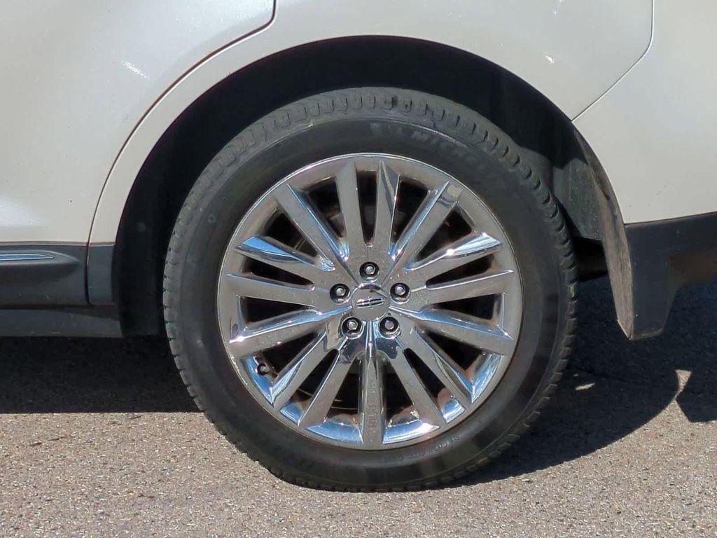 used 2013 Lincoln MKX car, priced at $5,950