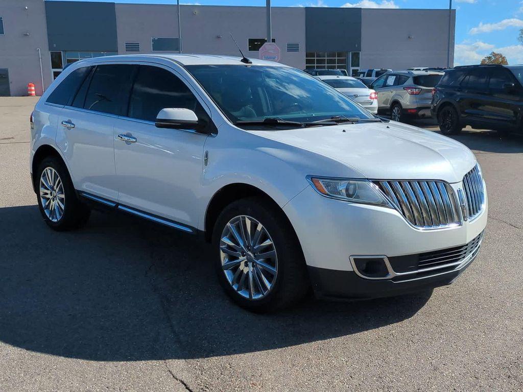 used 2013 Lincoln MKX car, priced at $5,950