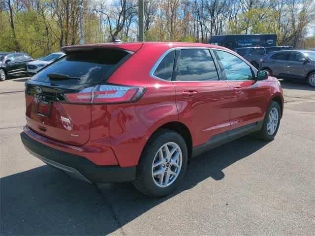 new 2024 Ford Edge car, priced at $40,379