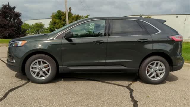 new 2024 Ford Edge car, priced at $39,700