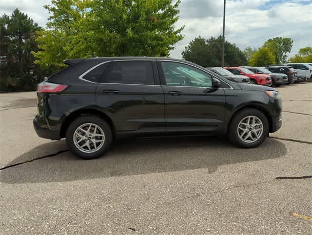 new 2024 Ford Edge car, priced at $39,700