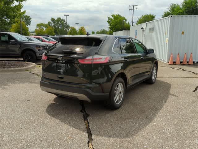 new 2024 Ford Edge car, priced at $39,700