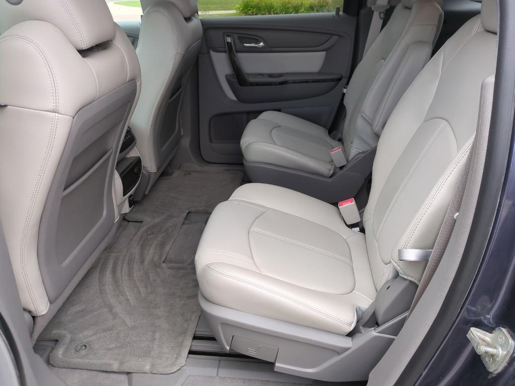 used 2014 GMC Acadia car, priced at $11,999