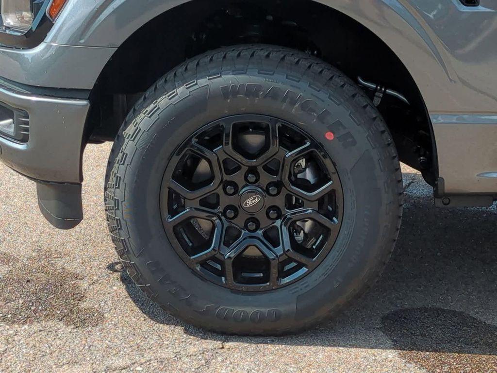new 2025 Ford F-150 car, priced at $56,639