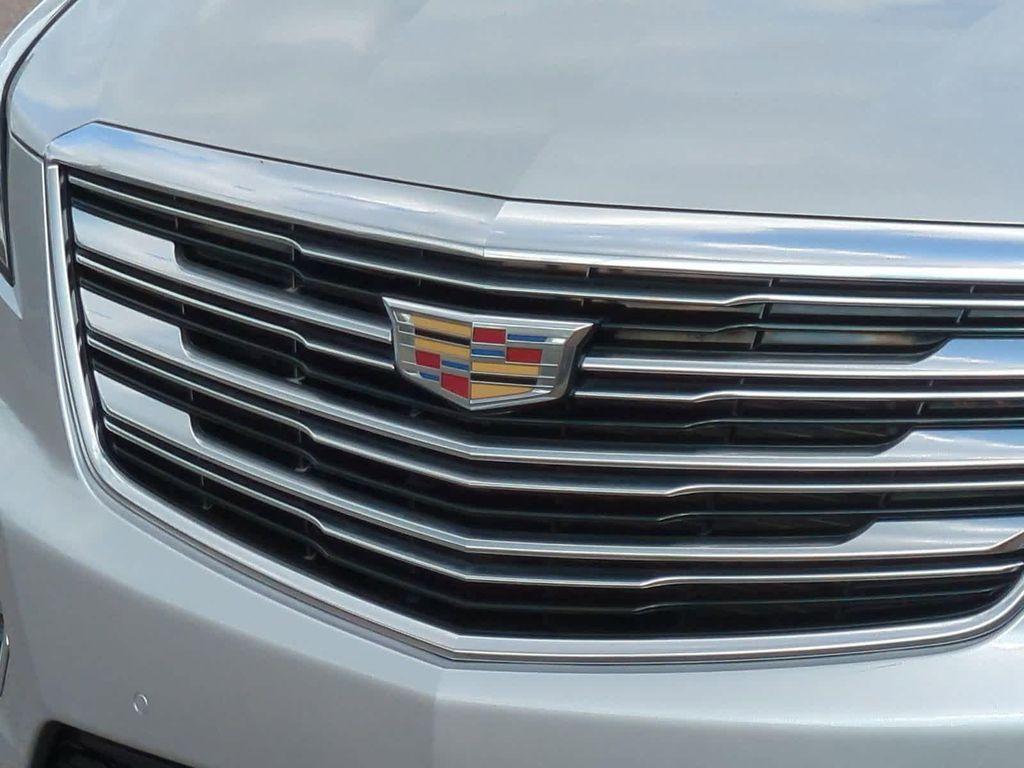 used 2019 Cadillac XT5 car, priced at $26,550