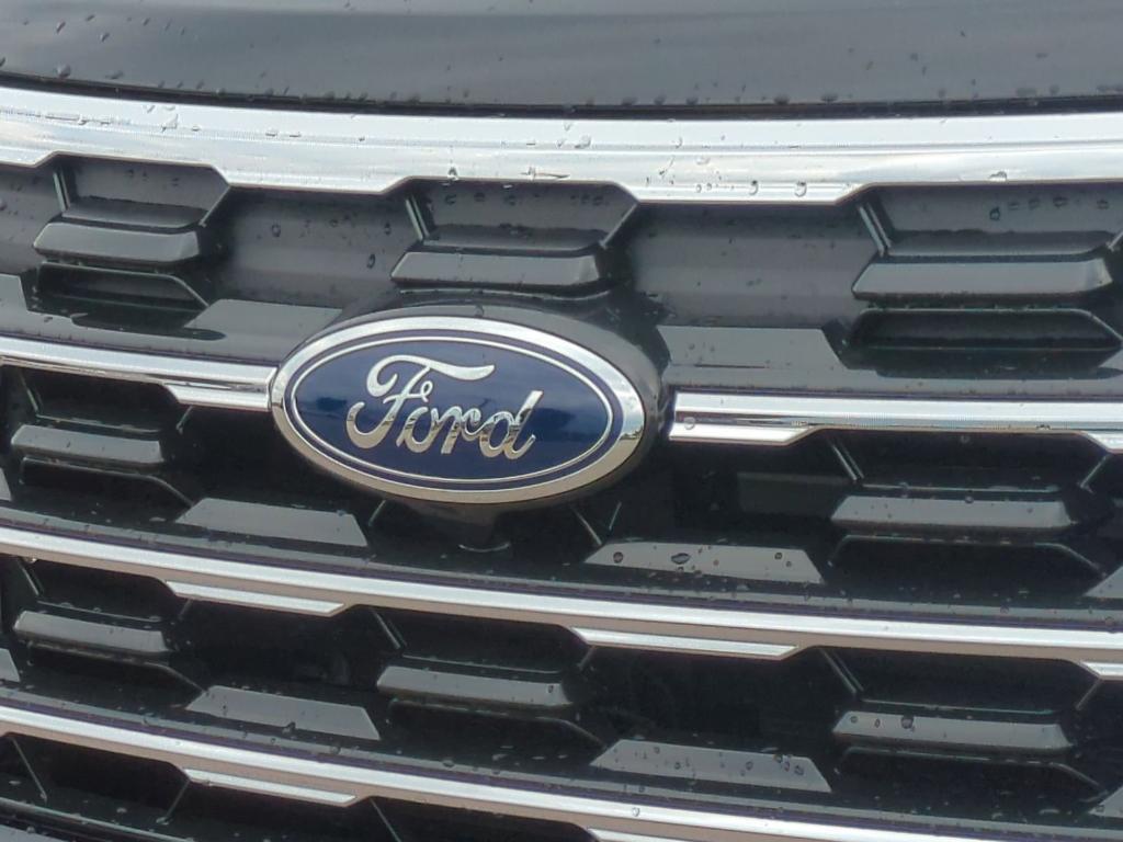new 2025 Ford Explorer car, priced at $44,691