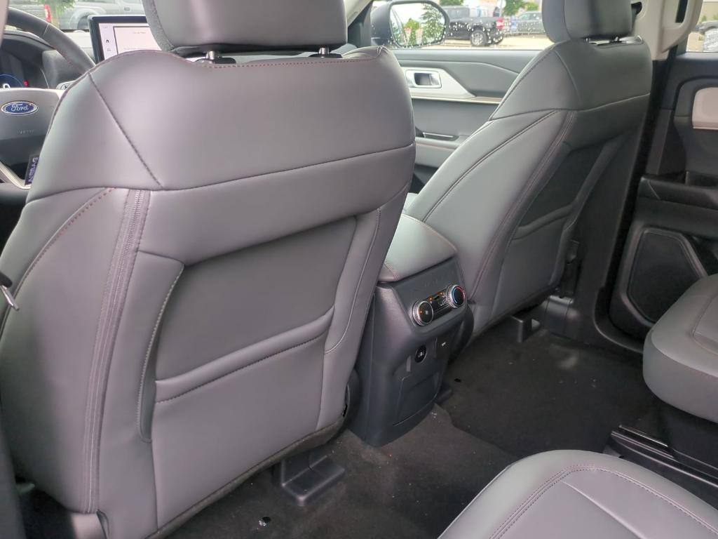 new 2025 Ford Explorer car, priced at $44,691