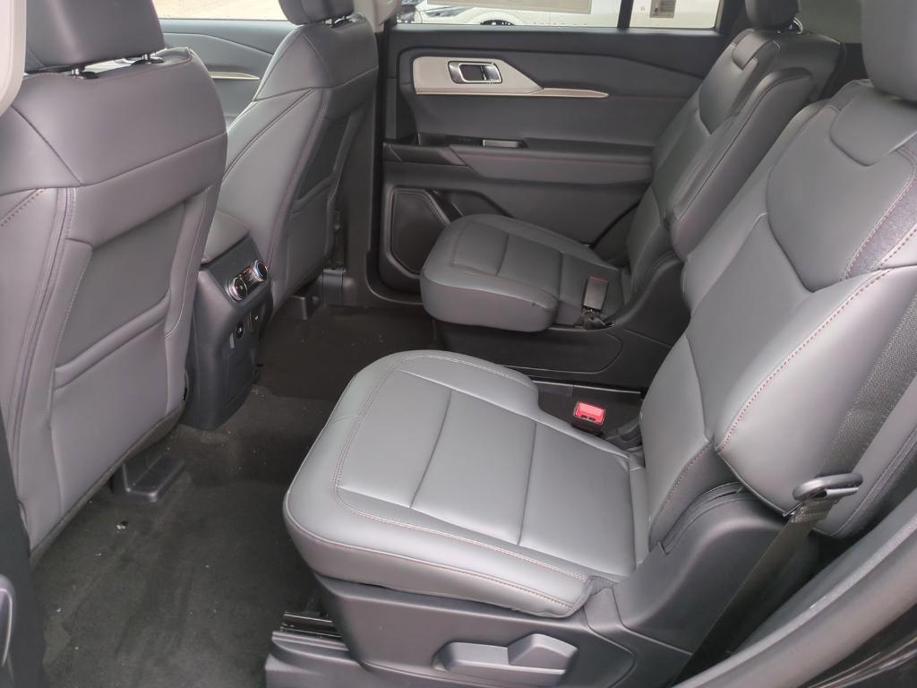 new 2025 Ford Explorer car, priced at $44,691