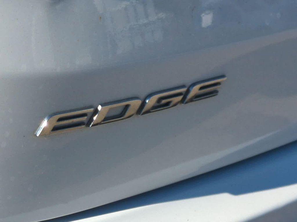 used 2020 Ford Edge car, priced at $11,999