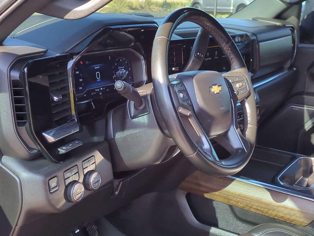 used 2025 Chevrolet Silverado 3500 car, priced at $79,999