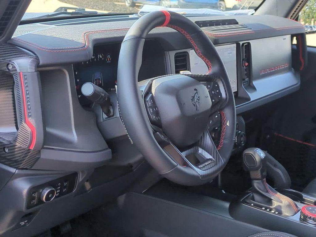 new 2025 Ford Bronco car