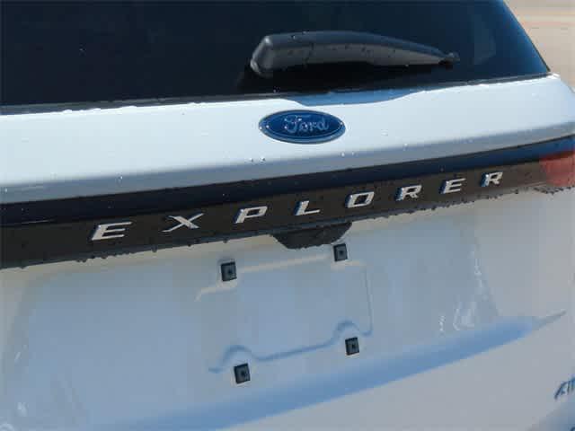 new 2025 Ford Explorer car, priced at $45,381