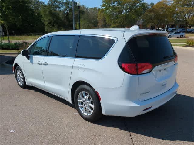 used 2017 Chrysler Pacifica car, priced at $15,350