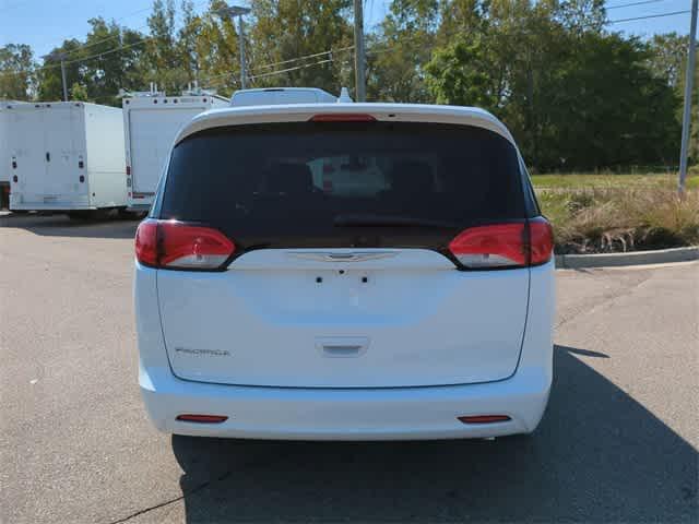 used 2017 Chrysler Pacifica car, priced at $15,350