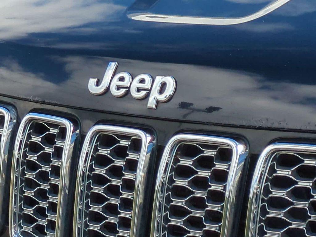 used 2017 Jeep Grand Cherokee car, priced at $14,499