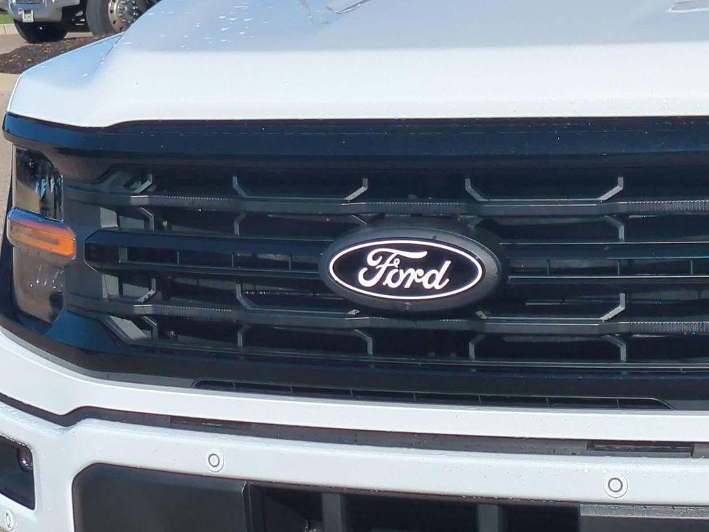 new 2025 Ford F-150 car, priced at $62,051