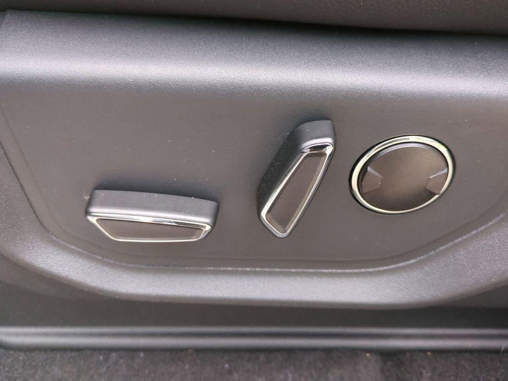 new 2024 Ford Expedition Max car, priced at $72,222