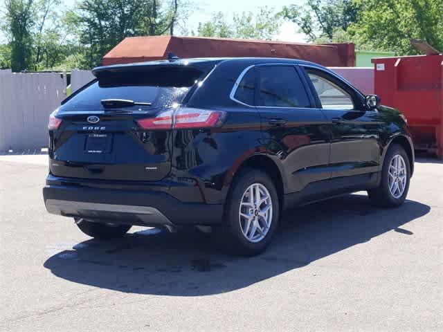 new 2024 Ford Edge car, priced at $39,898