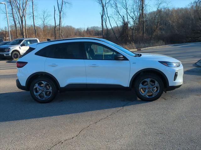 new 2025 Ford Escape car, priced at $33,312