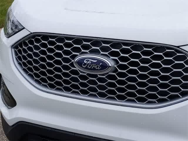 new 2024 Ford Edge car, priced at $40,054