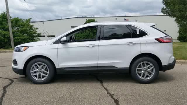 new 2024 Ford Edge car, priced at $40,054