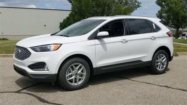 new 2024 Ford Edge car, priced at $40,054