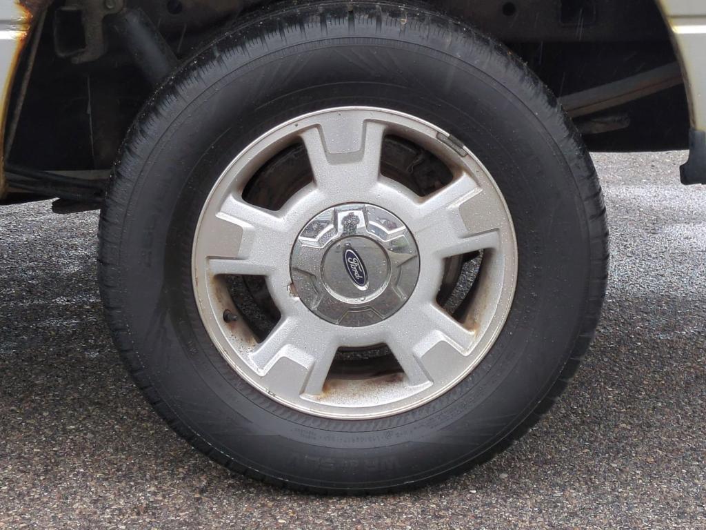 used 2009 Ford F-150 car, priced at $2,751