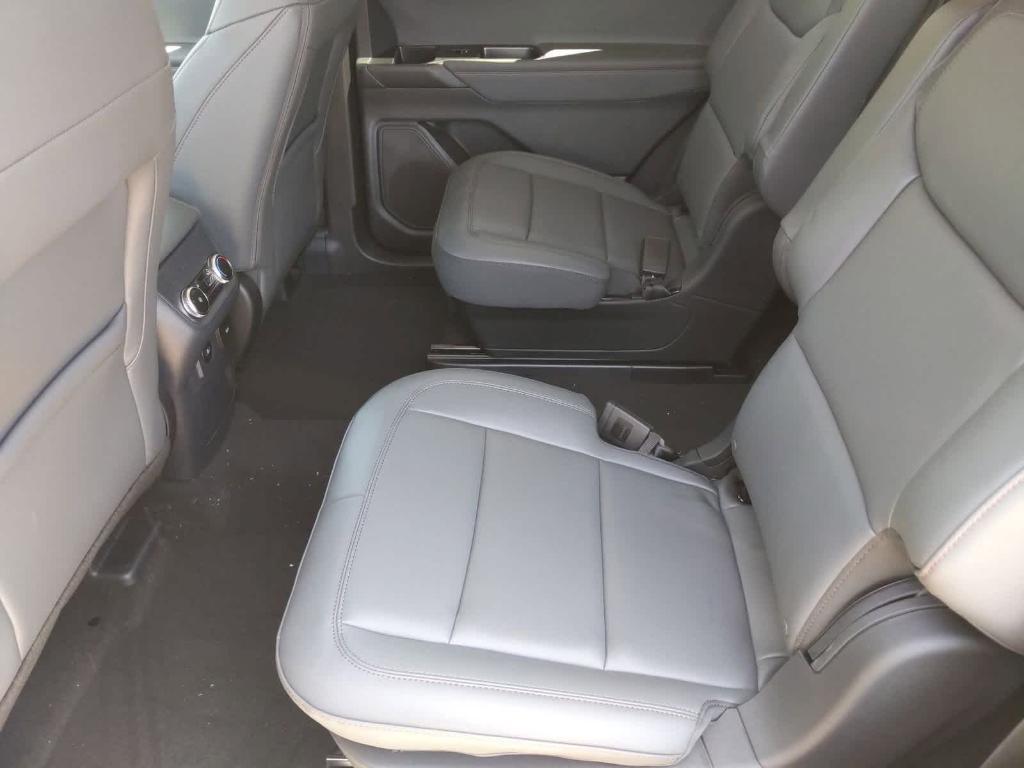 new 2025 Ford Explorer car, priced at $44,691