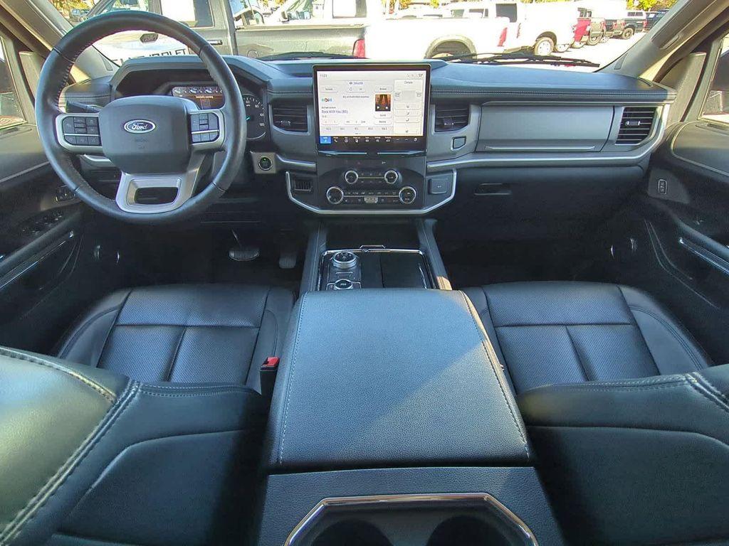 used 2022 Ford Expedition car, priced at $45,550