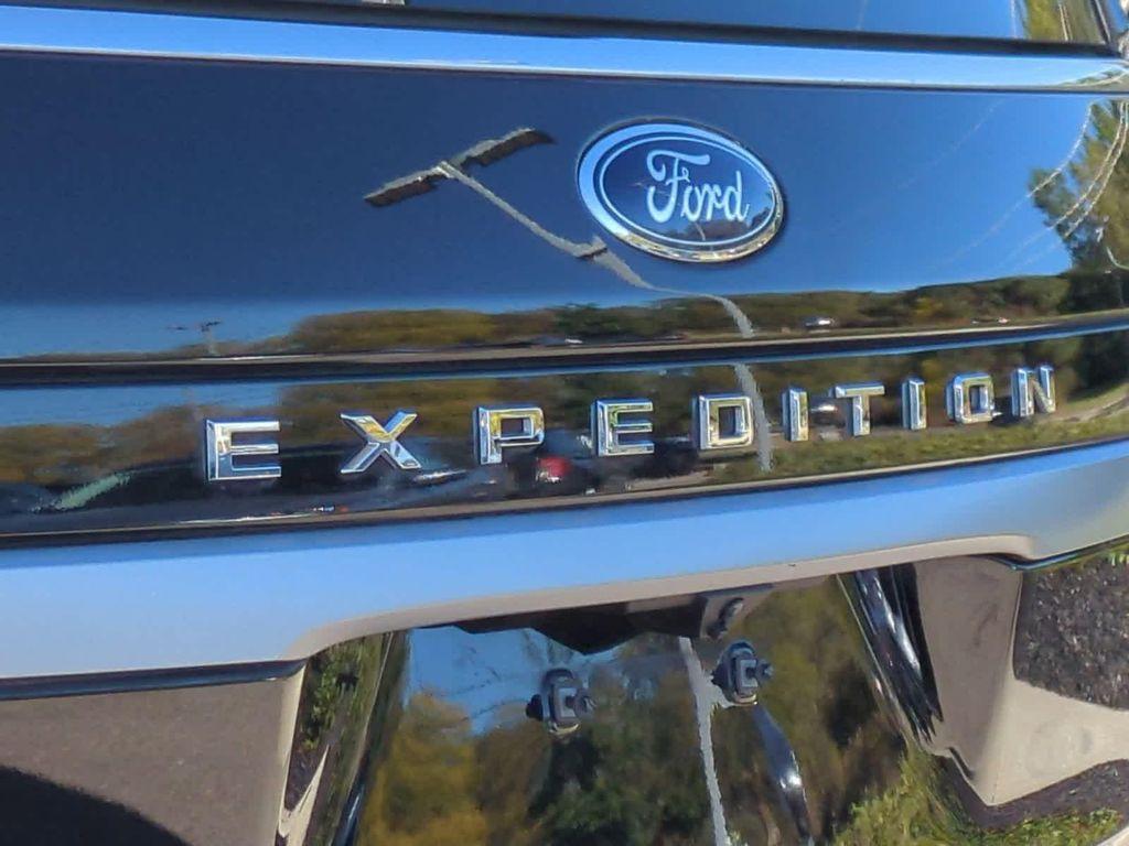 used 2022 Ford Expedition car, priced at $45,550