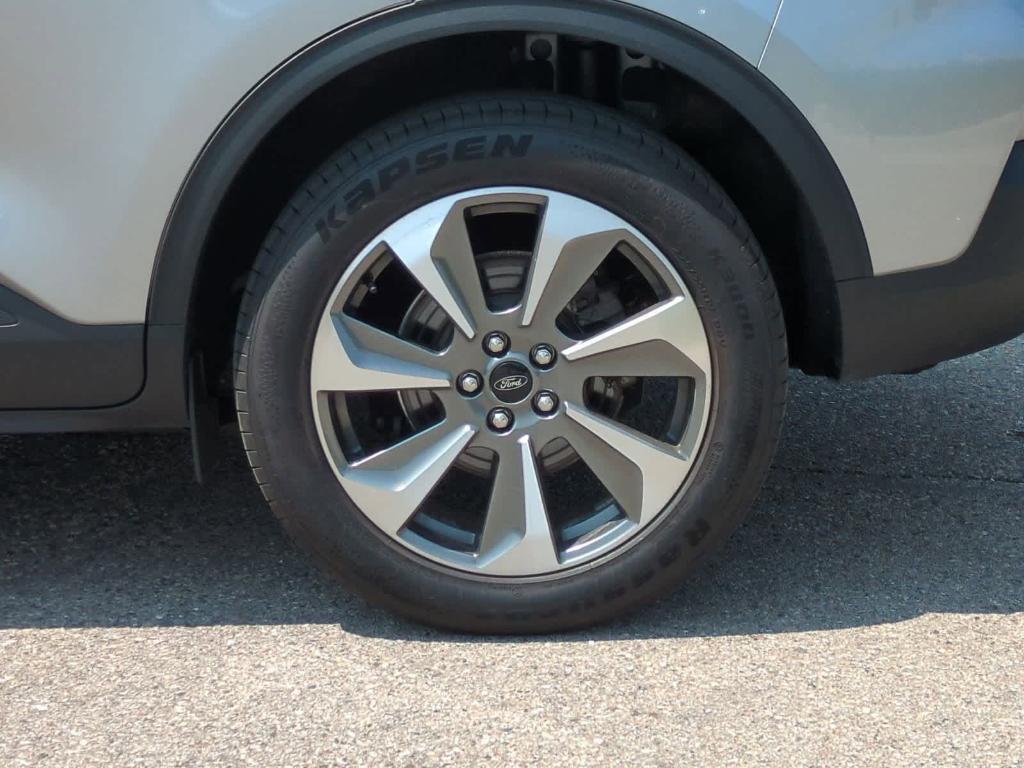 used 2024 Ford Escape car, priced at $27,999