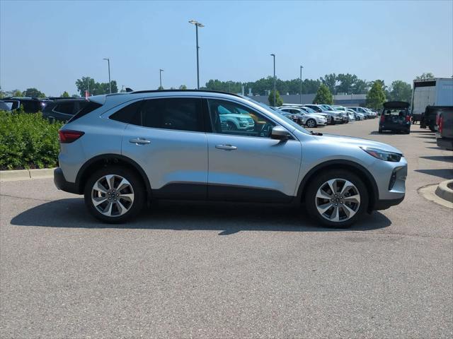 used 2024 Ford Escape car, priced at $27,999