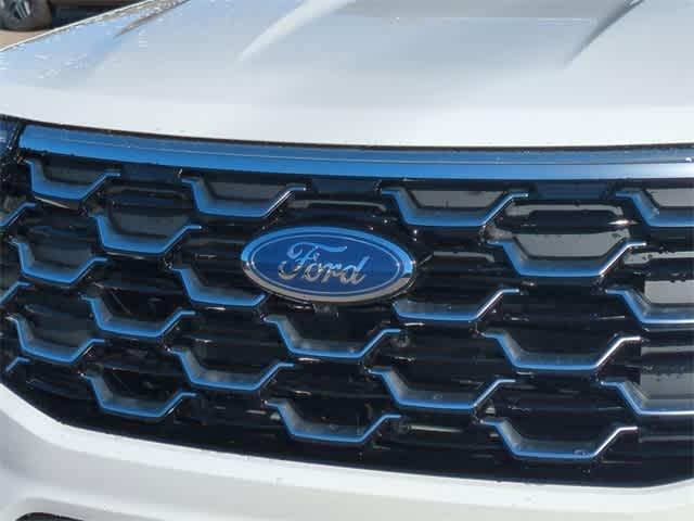 new 2025 Ford Explorer car, priced at $53,928