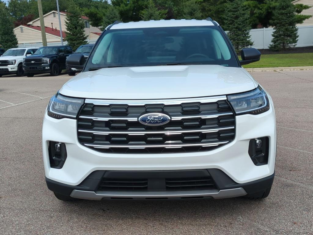 new 2025 Ford Explorer car, priced at $44,884