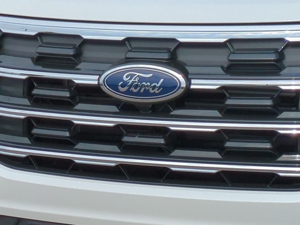 new 2025 Ford Explorer car, priced at $44,884