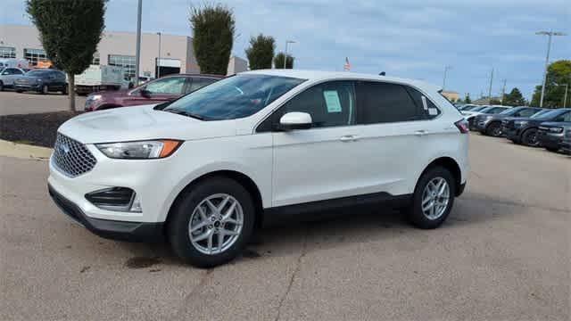 new 2024 Ford Edge car, priced at $40,834