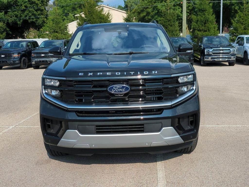 new 2025 Ford Expedition Max car, priced at $74,051
