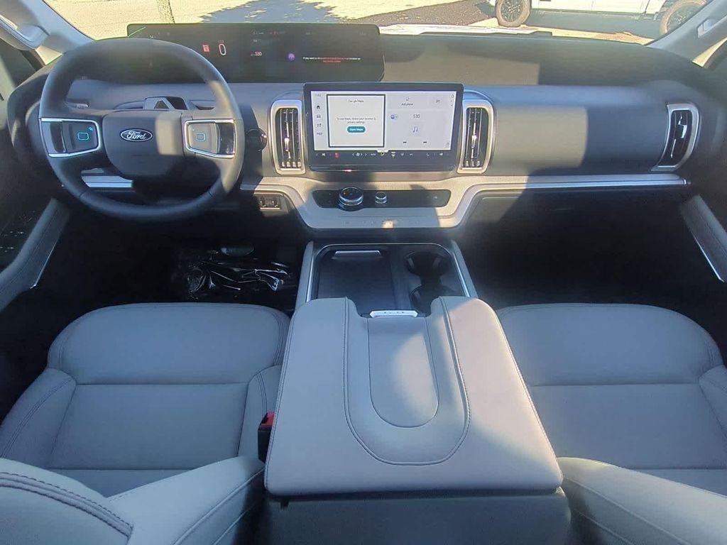 new 2025 Ford Expedition car, priced at $67,113