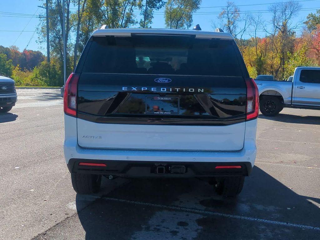 new 2025 Ford Expedition car, priced at $67,113