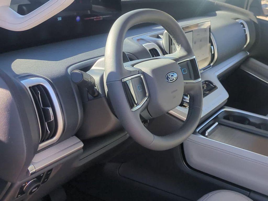 new 2025 Ford Expedition car, priced at $67,113