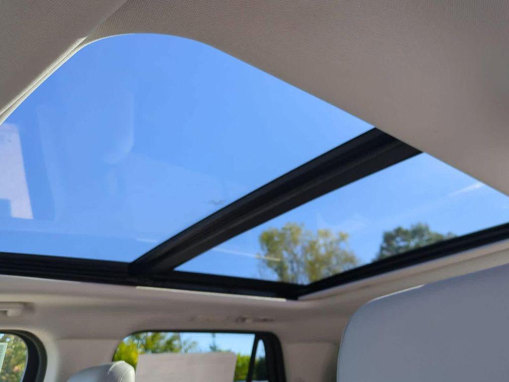 new 2025 Ford Expedition car, priced at $67,113