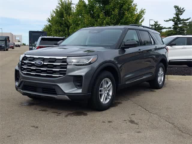 new 2025 Ford Explorer car, priced at $40,288