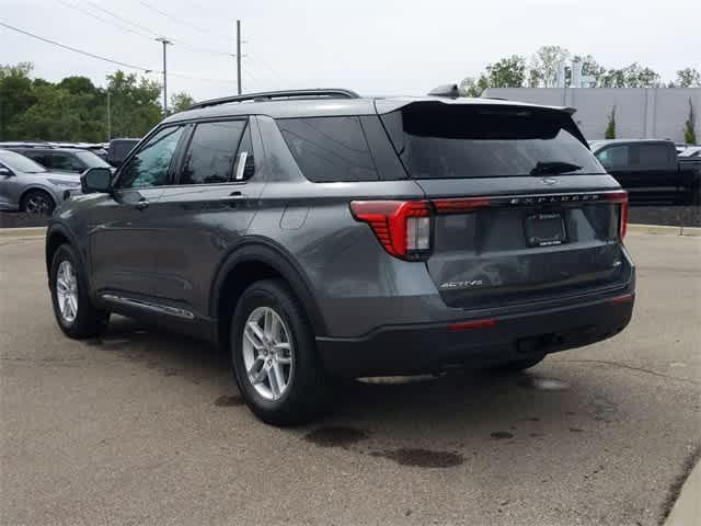 new 2025 Ford Explorer car, priced at $40,288