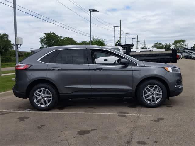 new 2024 Ford Edge car, priced at $40,054