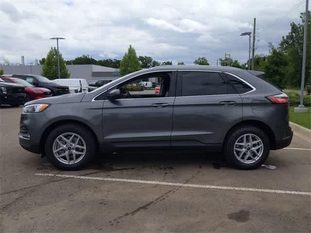 new 2024 Ford Edge car, priced at $40,054